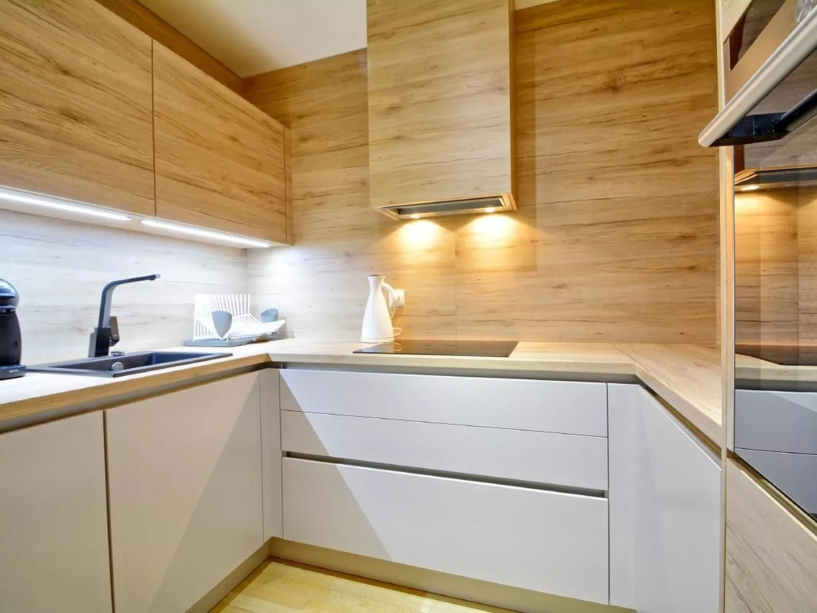 Penthouse direkt am Strand mit Meerblick-Binnen