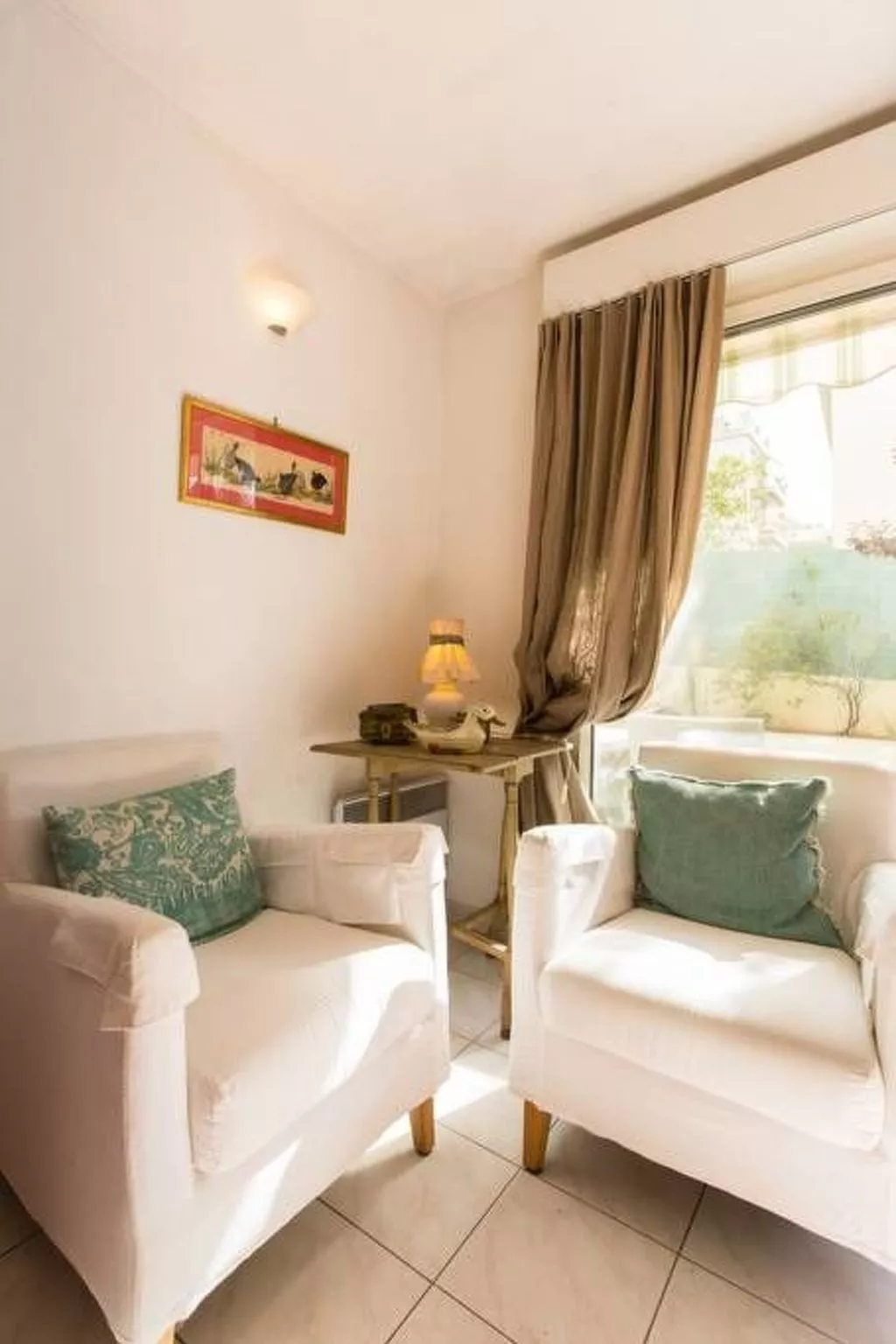 Mit privatem Garten und Terrasse-Binnen