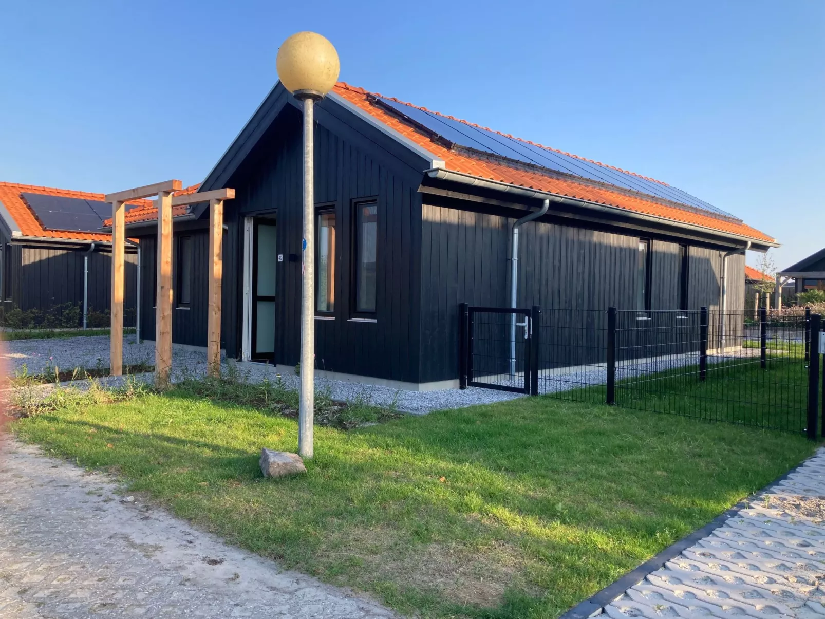 Chalet Ufergrundstück mit eigenem Angelplatz-Buiten