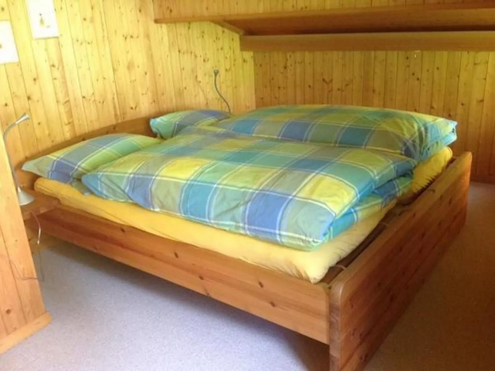 Datscha-Image-tags.info