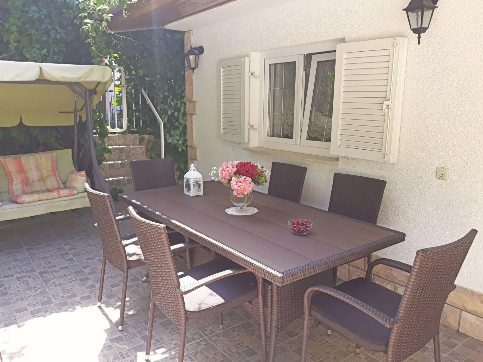 Haus am Wasser mit Blick aufs Wasser-Binnen