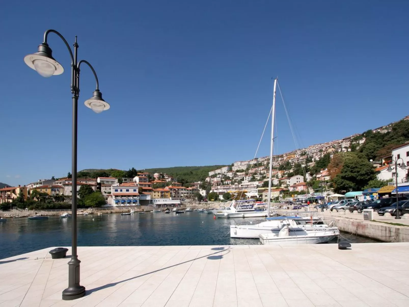 Hübsche Wohnung mit teilweisem Meerblick, für 4 Personen-Image-tags.info