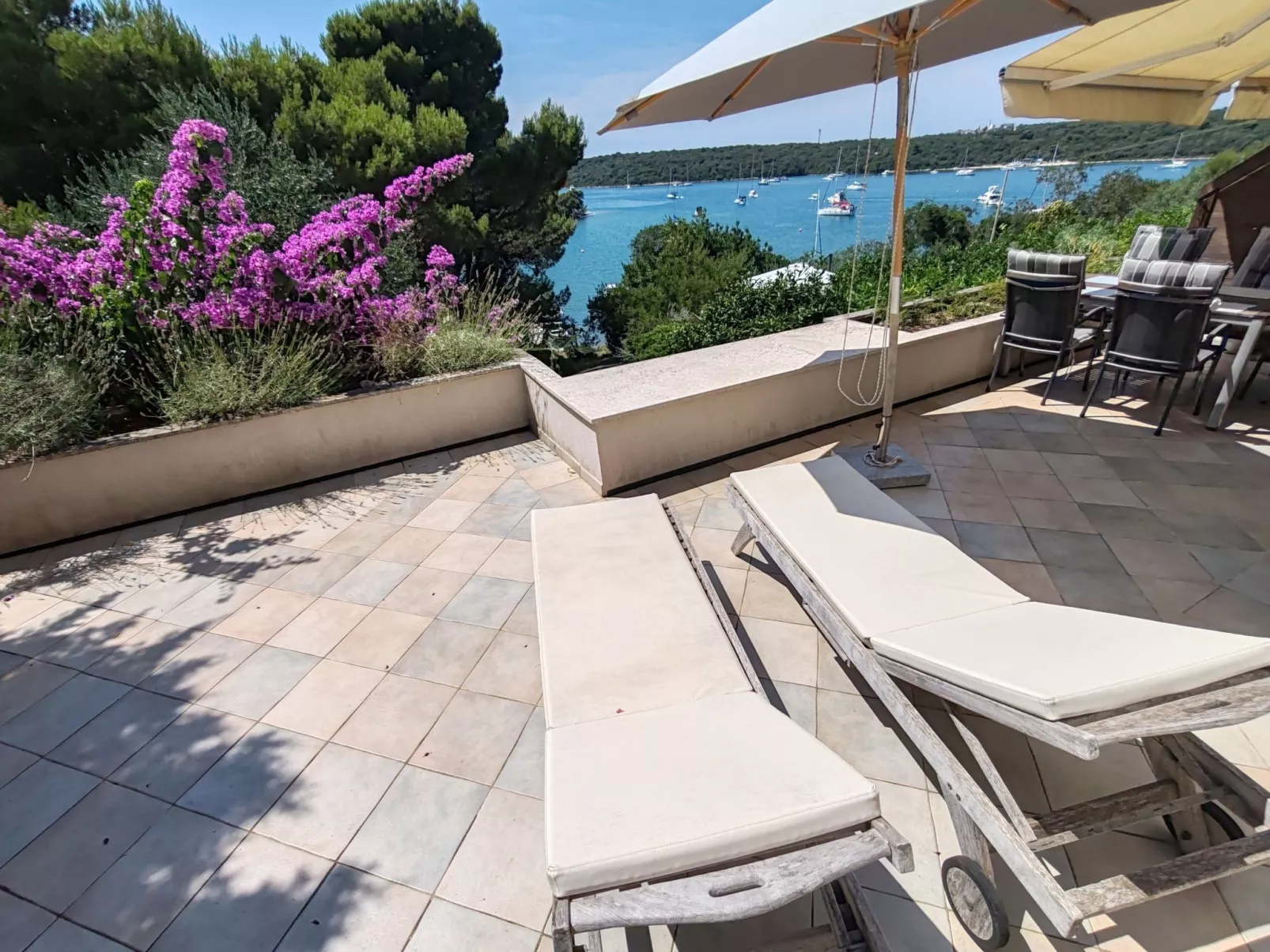 Haus Rina Banjole-Buiten