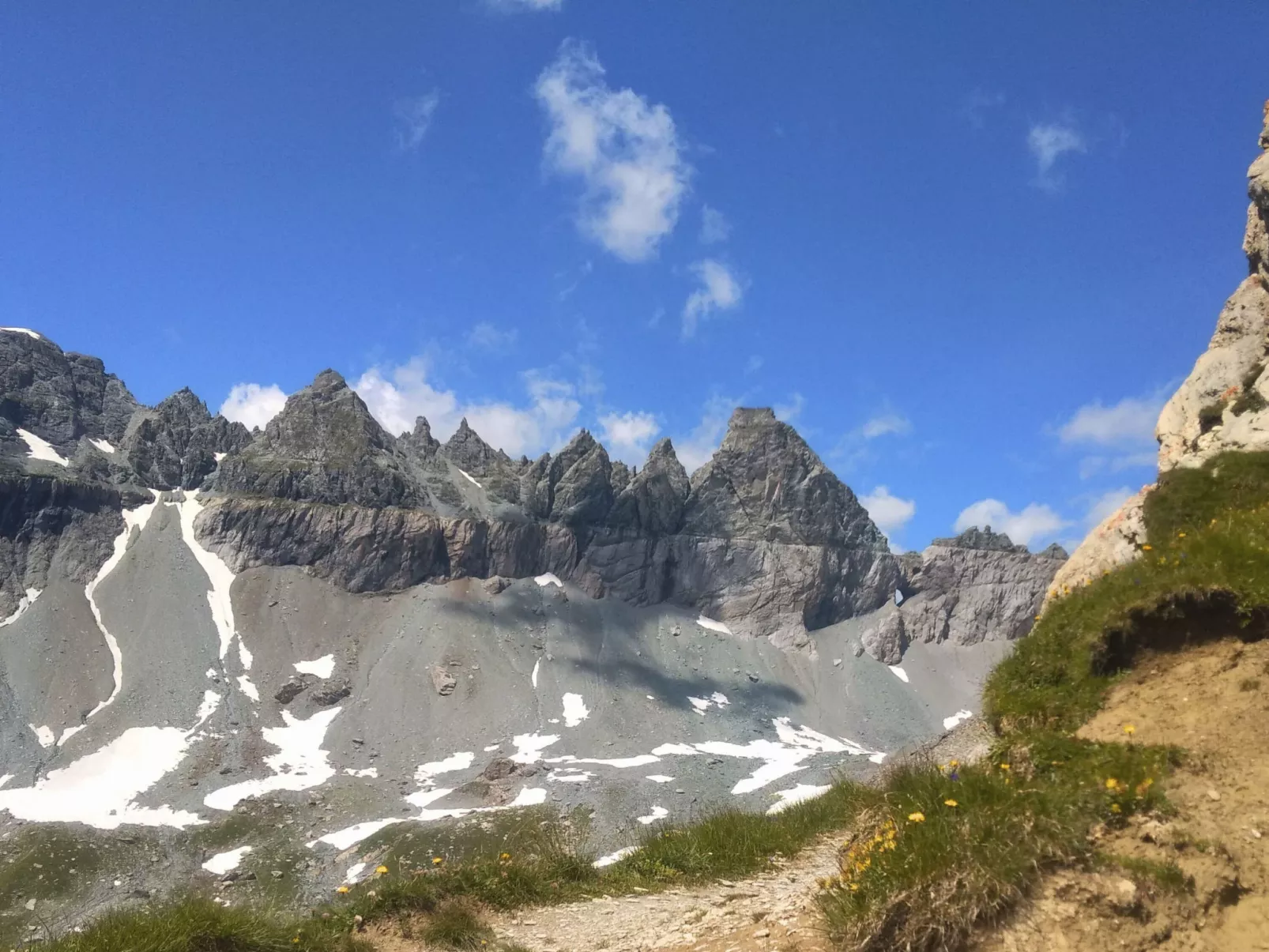 Chalet mit Bergsicht-Buiten