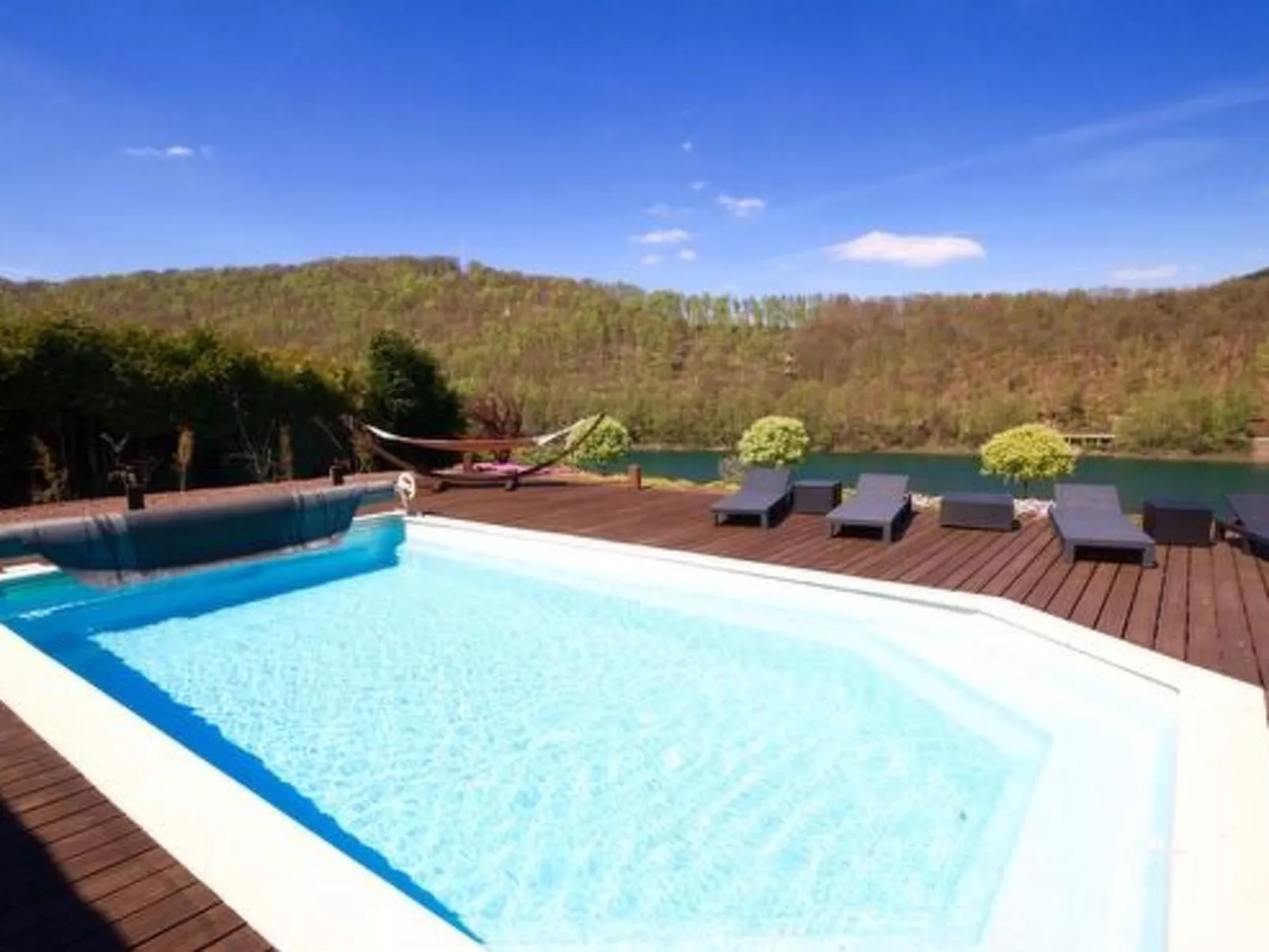 Villa Grand Coo Piscine et Jacuzzi-Buiten
