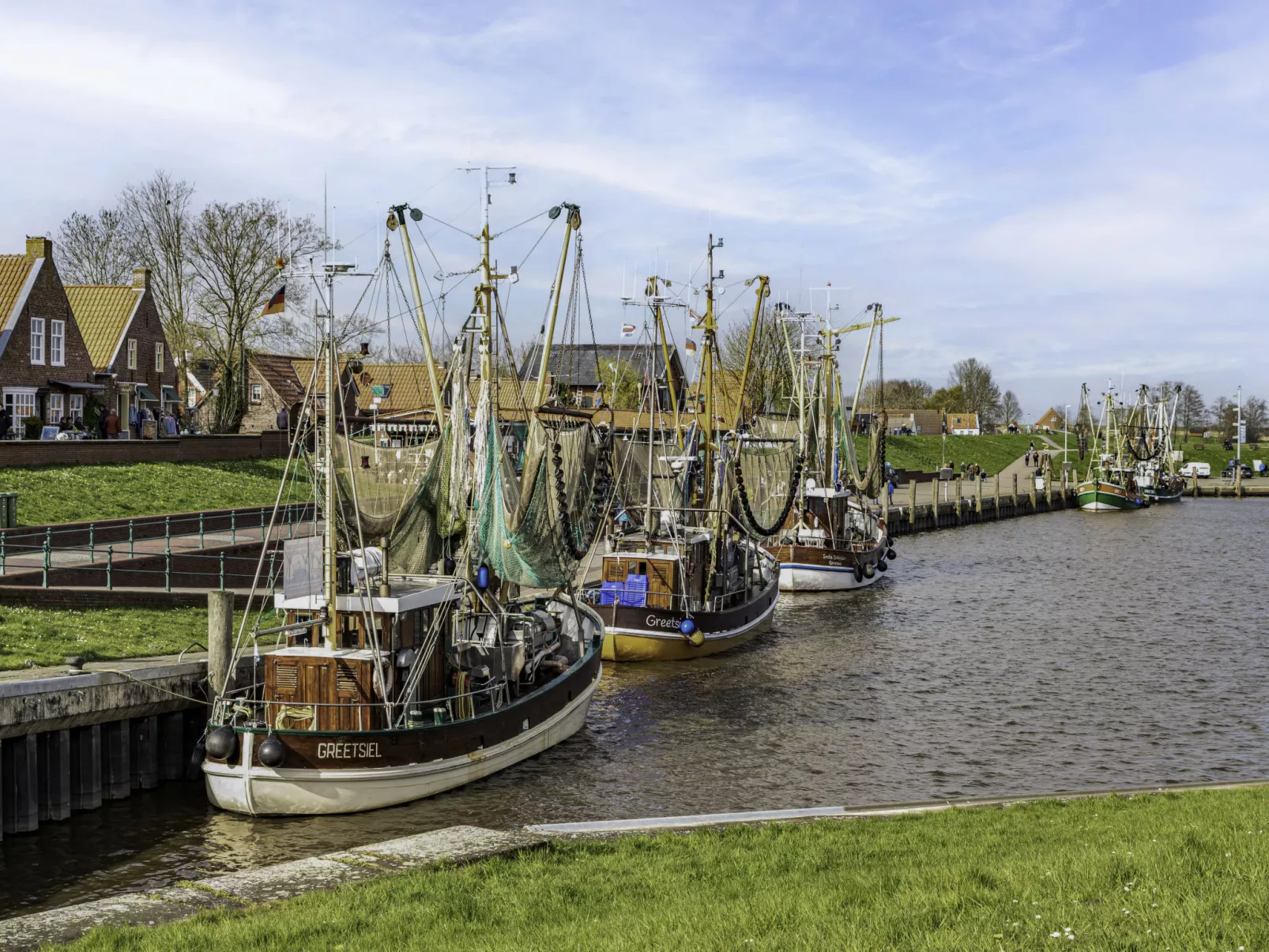 In Grimersum mit Grill und Garten-Omgeving