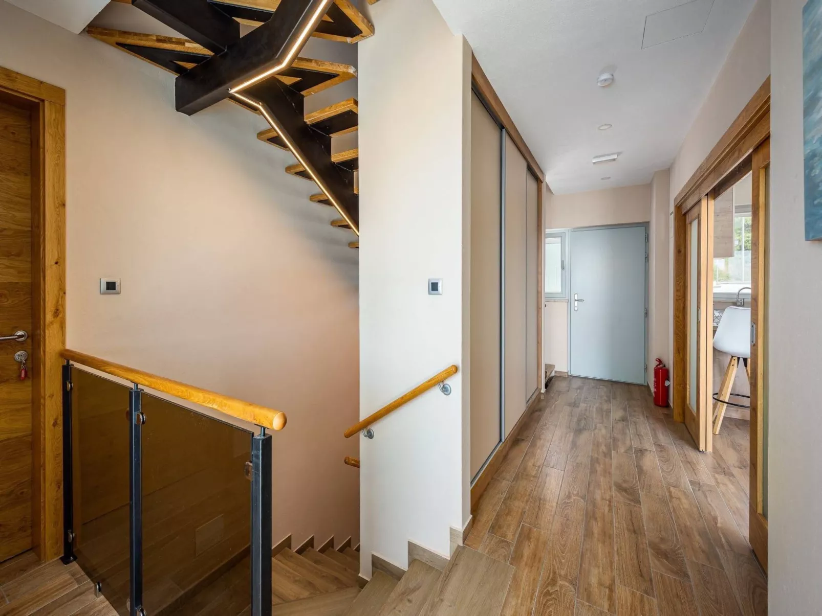 Cedar in Stoja mit großzügigem Garten-Binnen