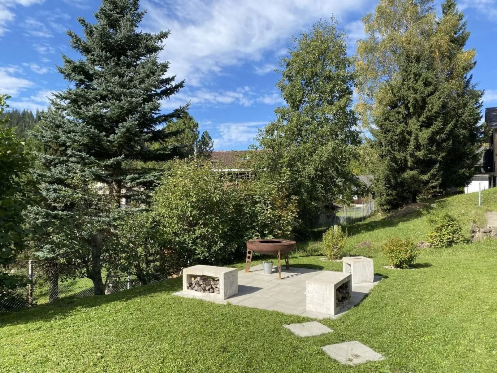 Haus Reanchme-Buiten