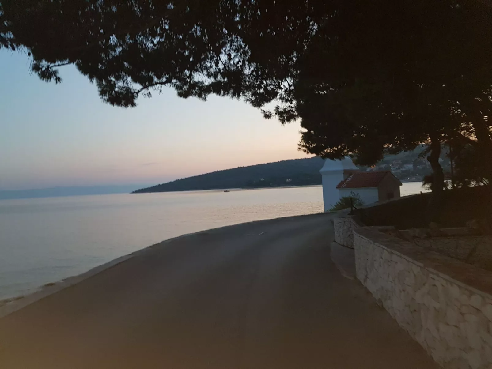 Gesamtes Ferienhaus in Sumartin mit Privatem Pool-Buiten