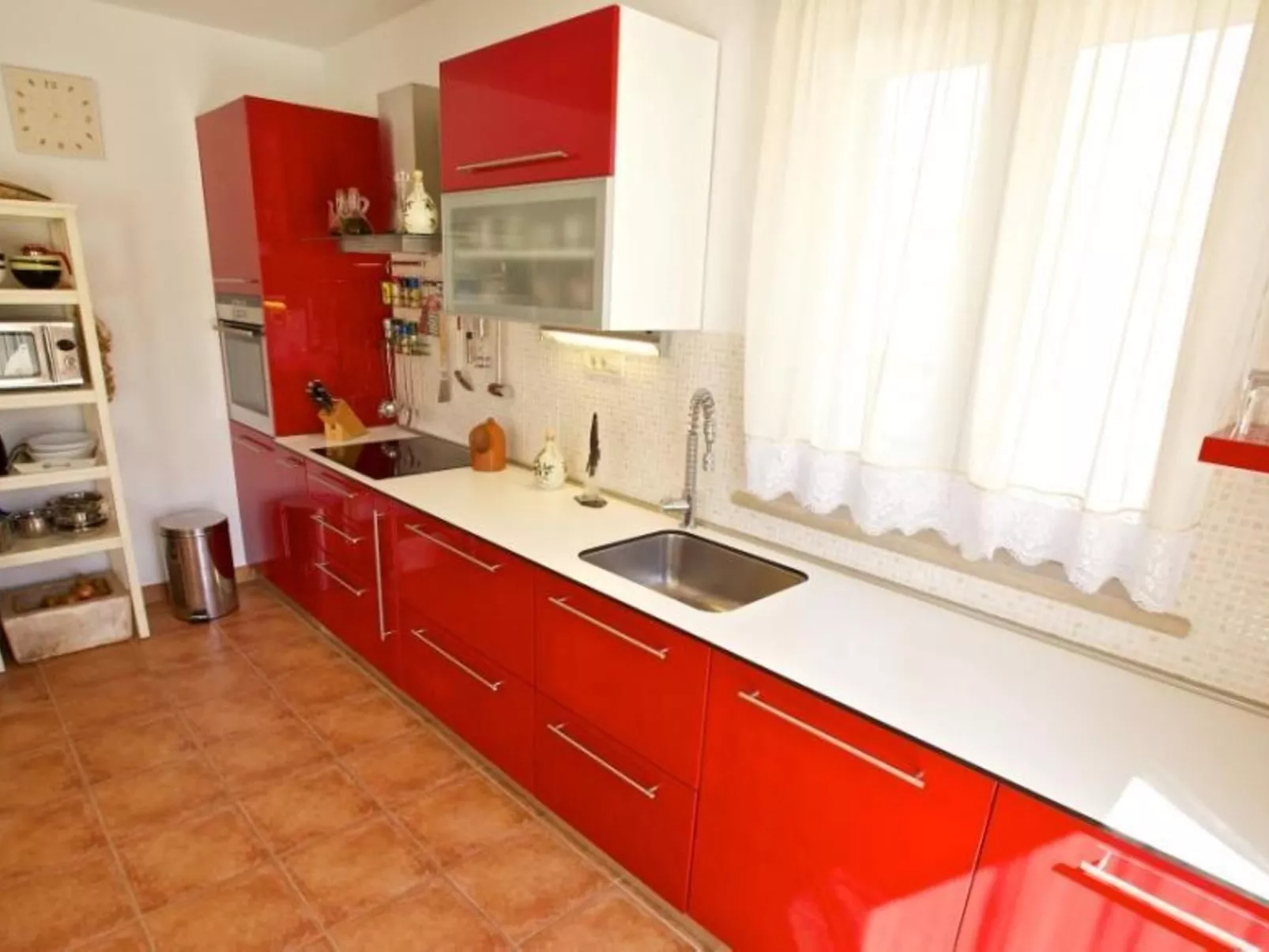  Angelina mit Pool & Sauna-Binnen