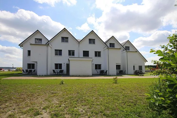 Apartment Hafenflair / Haus 3 OG-Wohnung 11 6 Personen-Buitenkant zomer