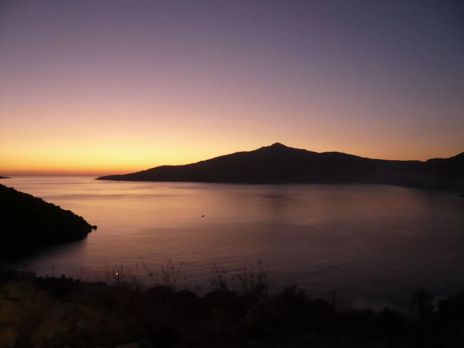 Ferienvilla Amare mit privatem Pool und Meerblick-Buiten