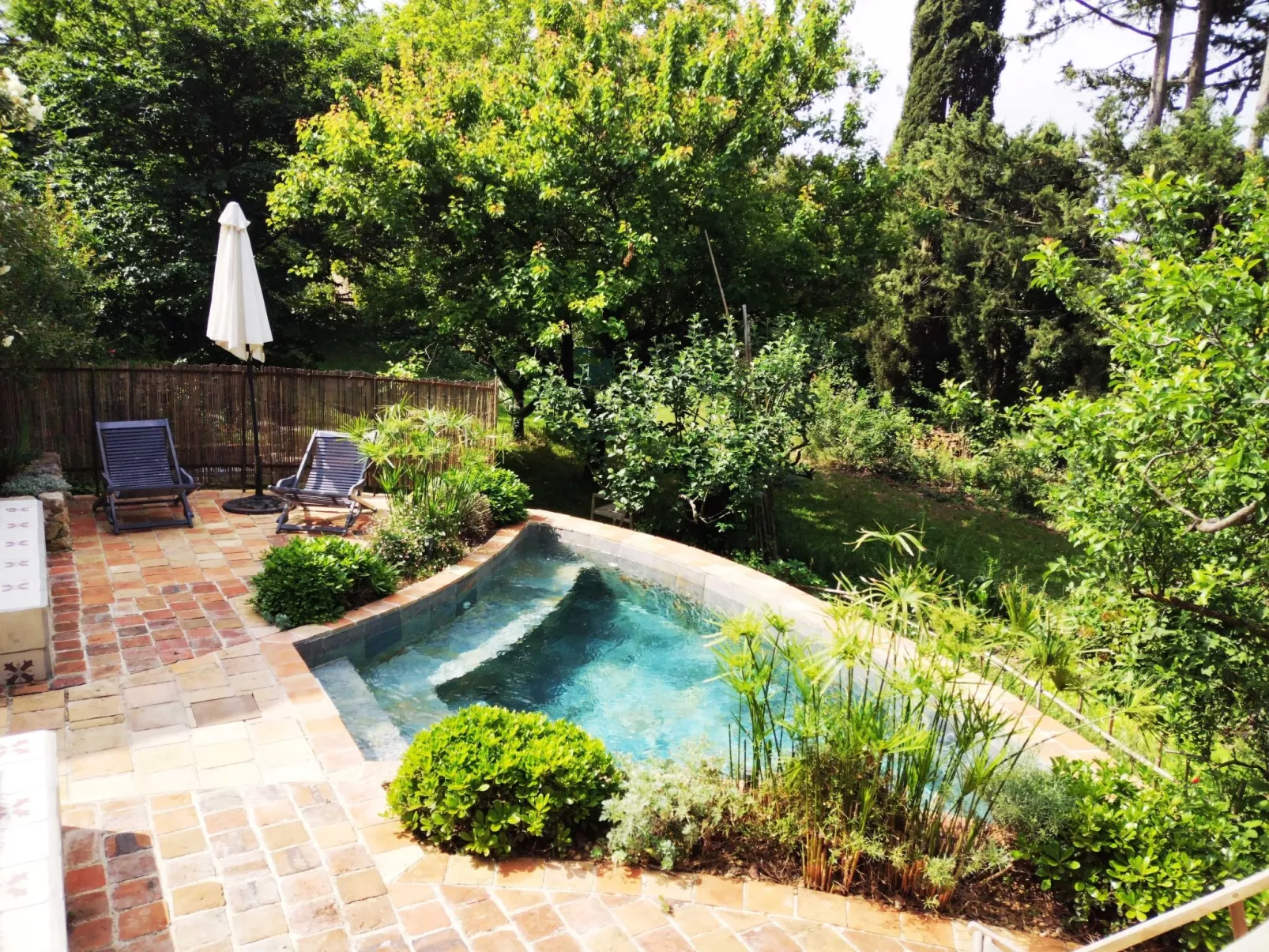 Ferienvilla "Les Herbes Libres" (Die freien Kräuter)-Buiten