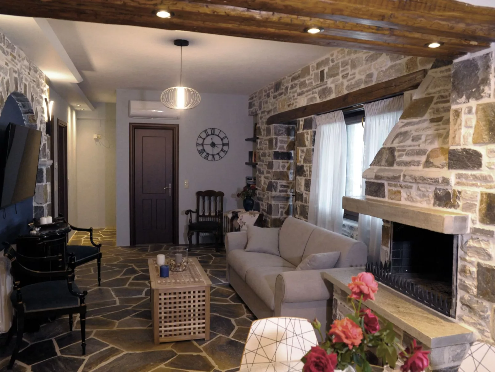 Anwesen mit eigenem Jacuzzi-Image-tags.info