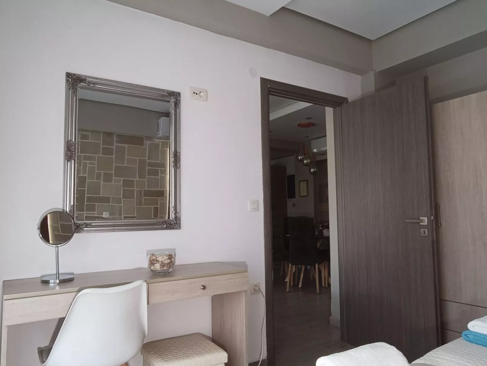 In Mithimna mit Privatem Pool-Binnen