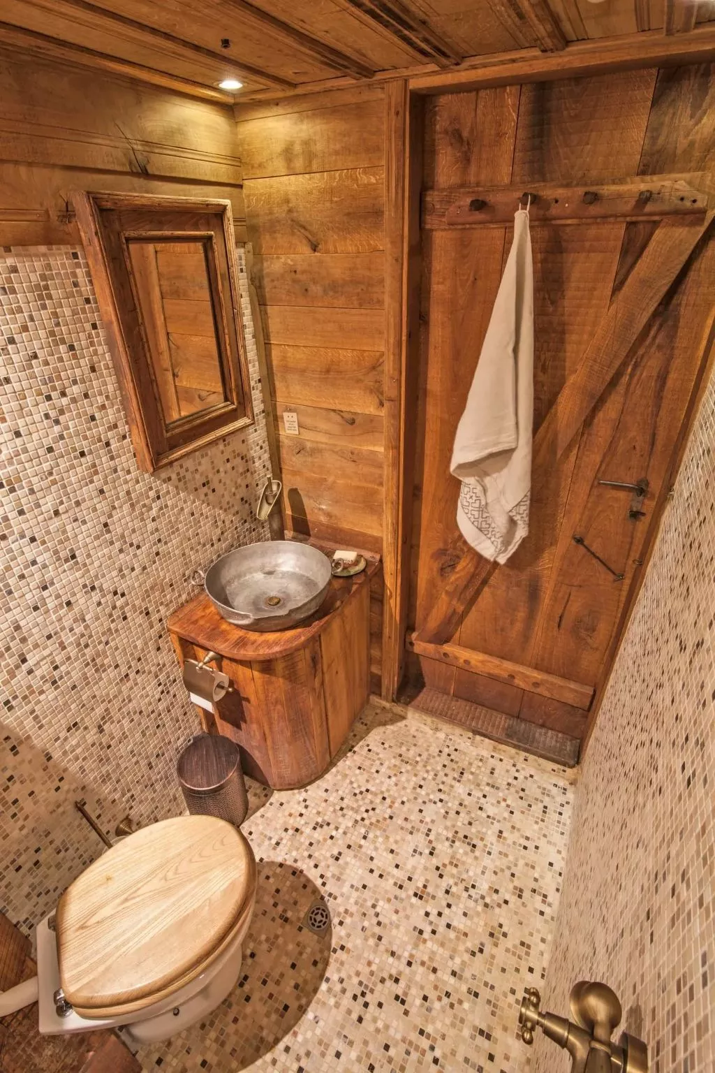 Authentisches Haus mit Bergblick - Karashka-Binnen