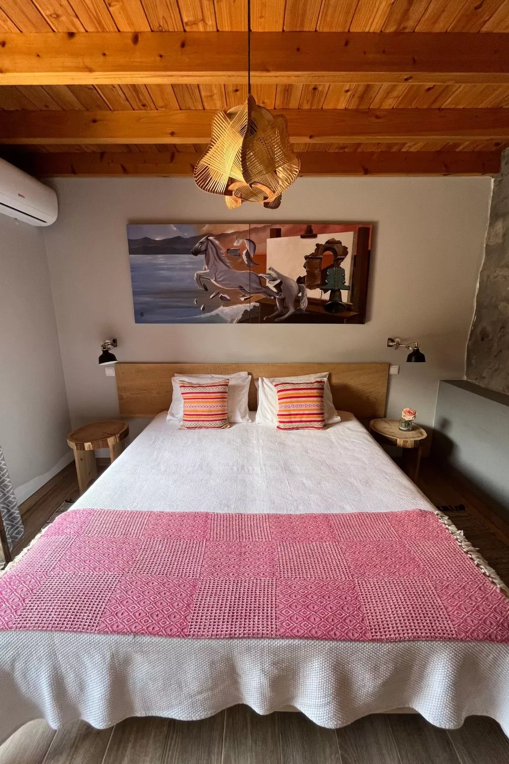 "Vinea Lava" mit Blick auf das Wasser-Image-tags.info