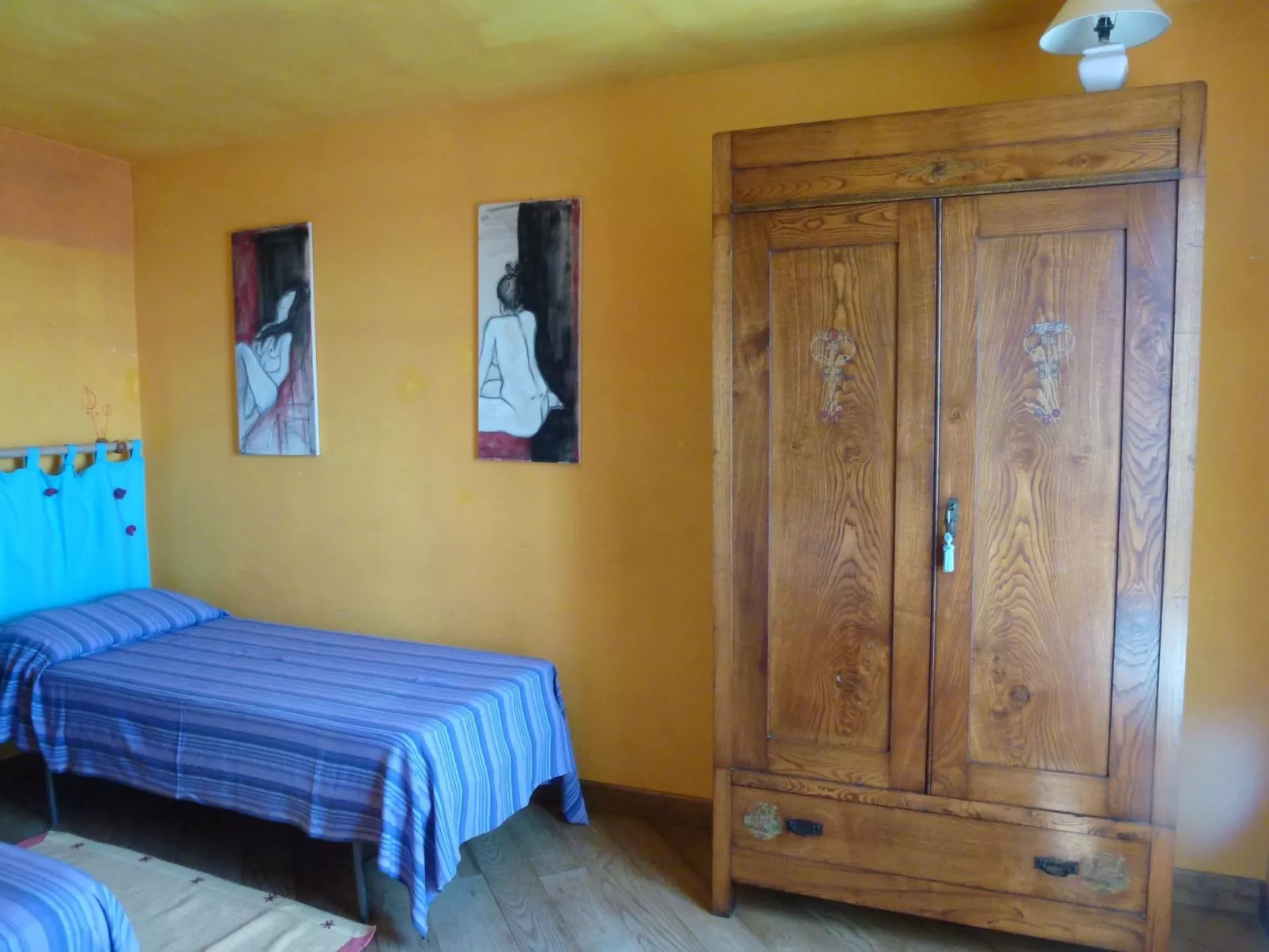 Mit Blick auf das Wasser-Binnen