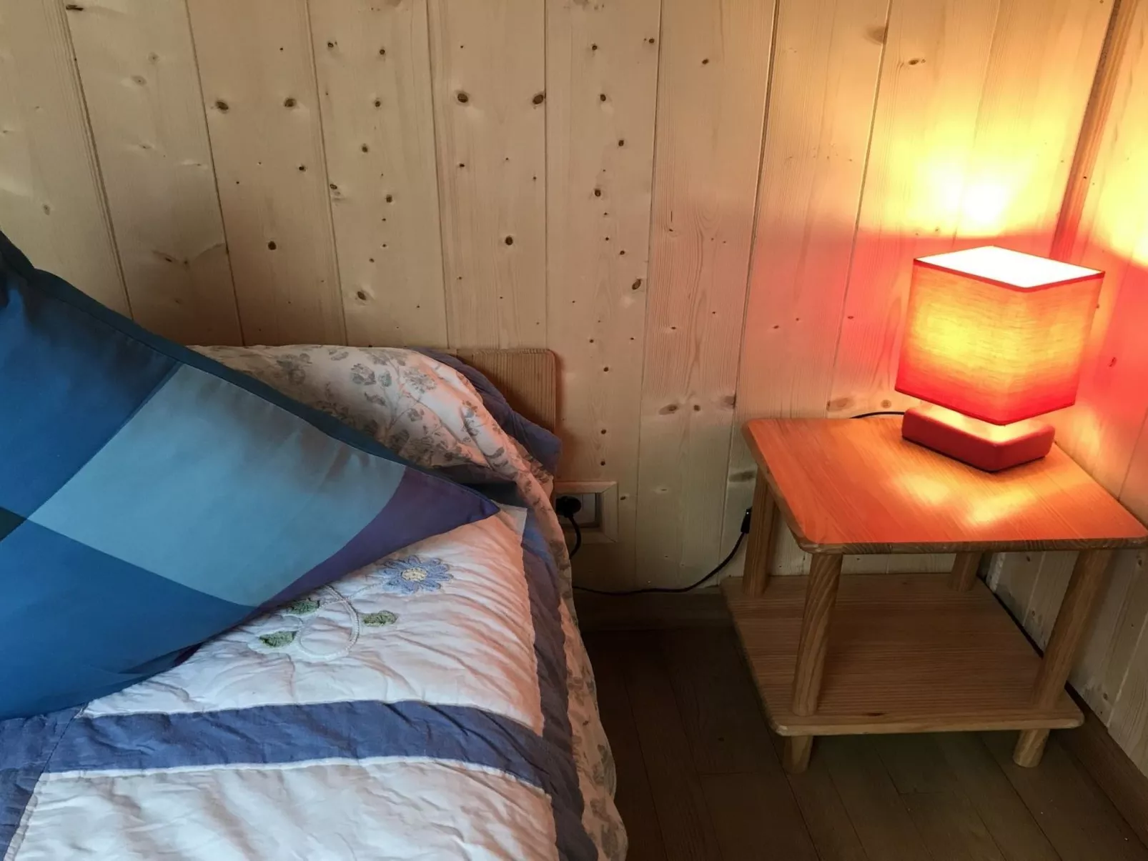 Wassermühle am Fluss-Image-tags.info