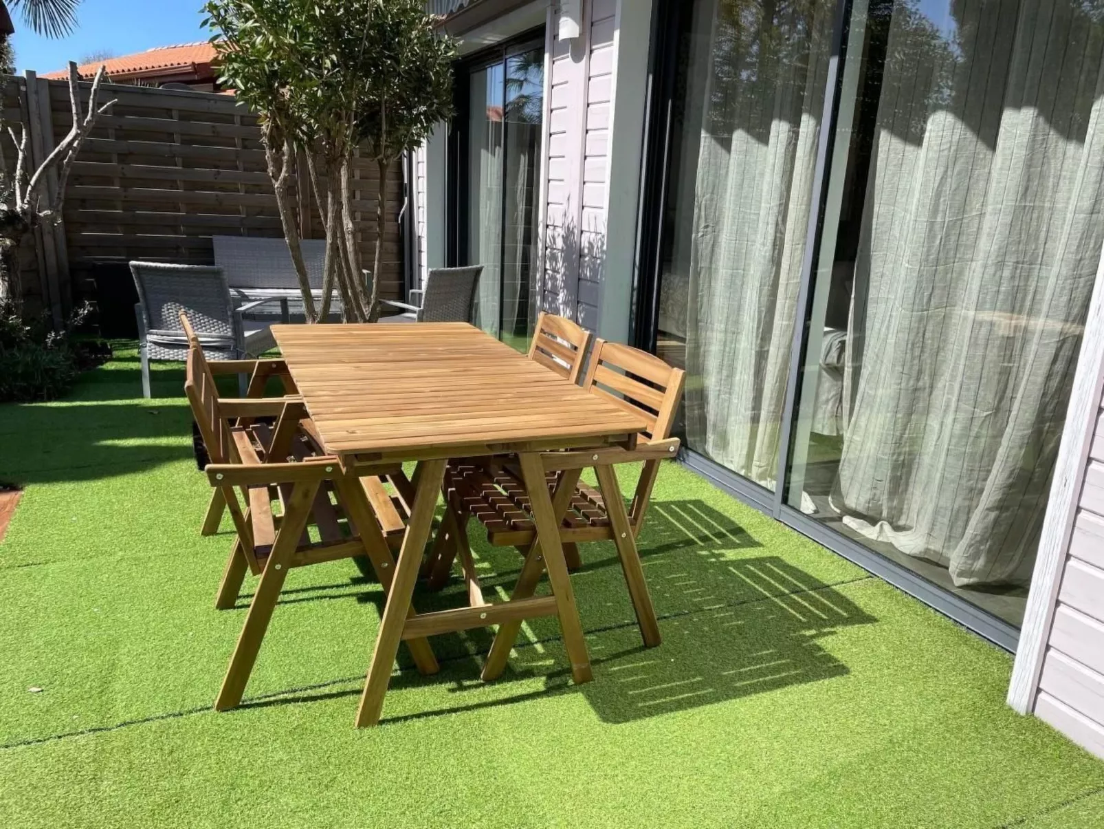 Villa Eden Bleu - Haus in Südlage mit beheiztem Pool und privatem Whirlpool-Buiten