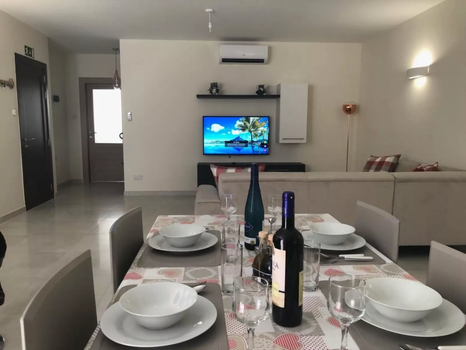 3. Appartement mit Meerblick in Strandnähe-Image-tags.info