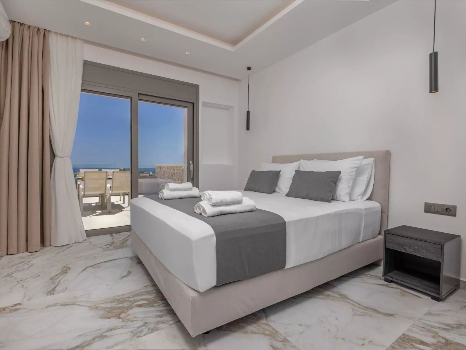 Ferienvilla "Arfna Villa B" mit privatem Pool-Image-tags.info