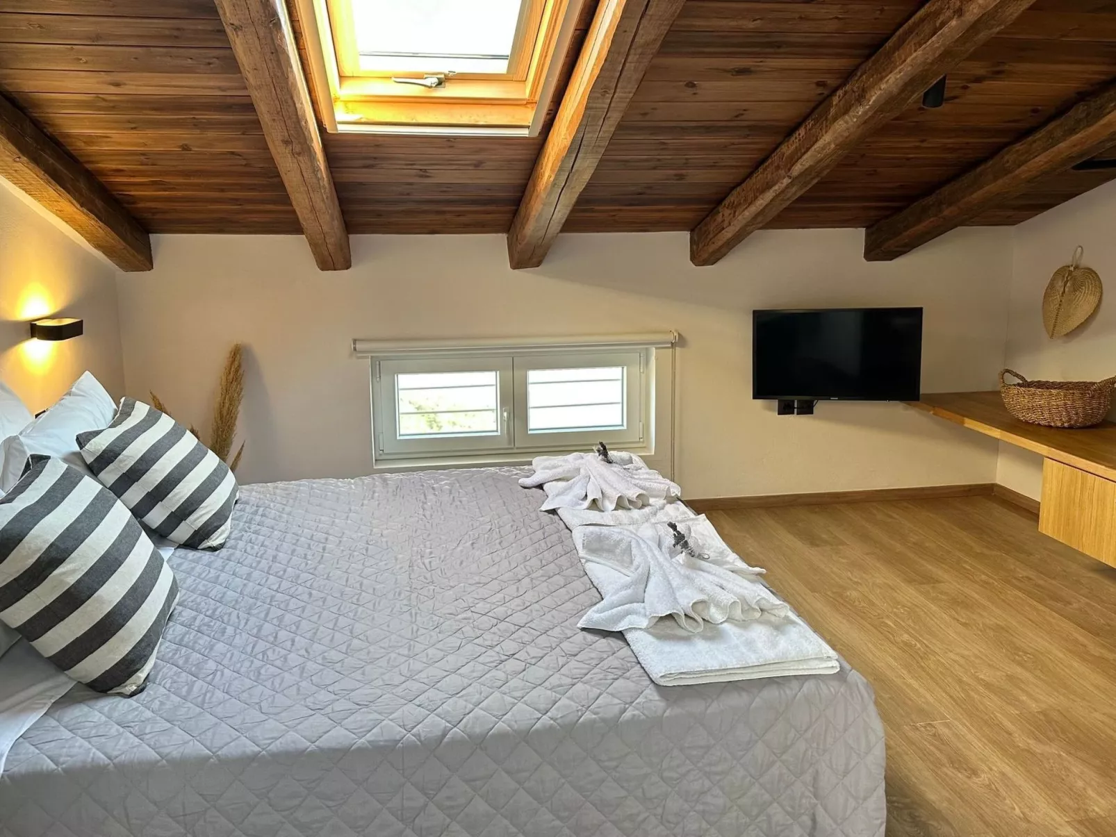 Prächtige Villa in spektakulärer Lage-Binnen