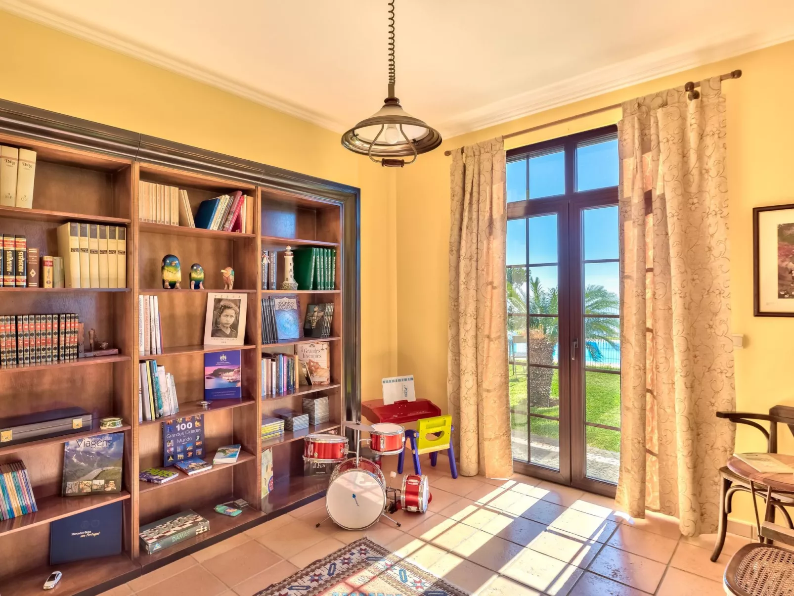 Königliche Villa Amores-Binnen