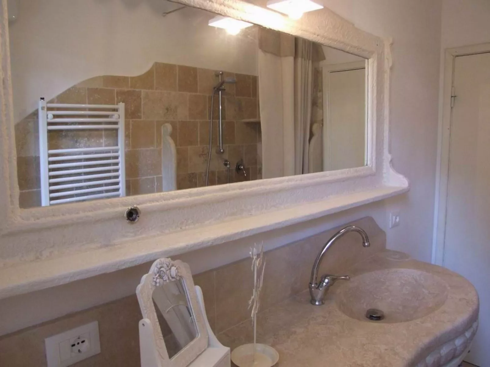 'Azalea' mit Terrasse-Binnen