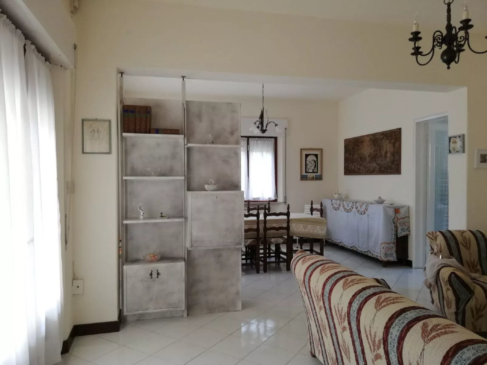 Ferienvilla mit Garten, Grill und Terrasse-Binnen