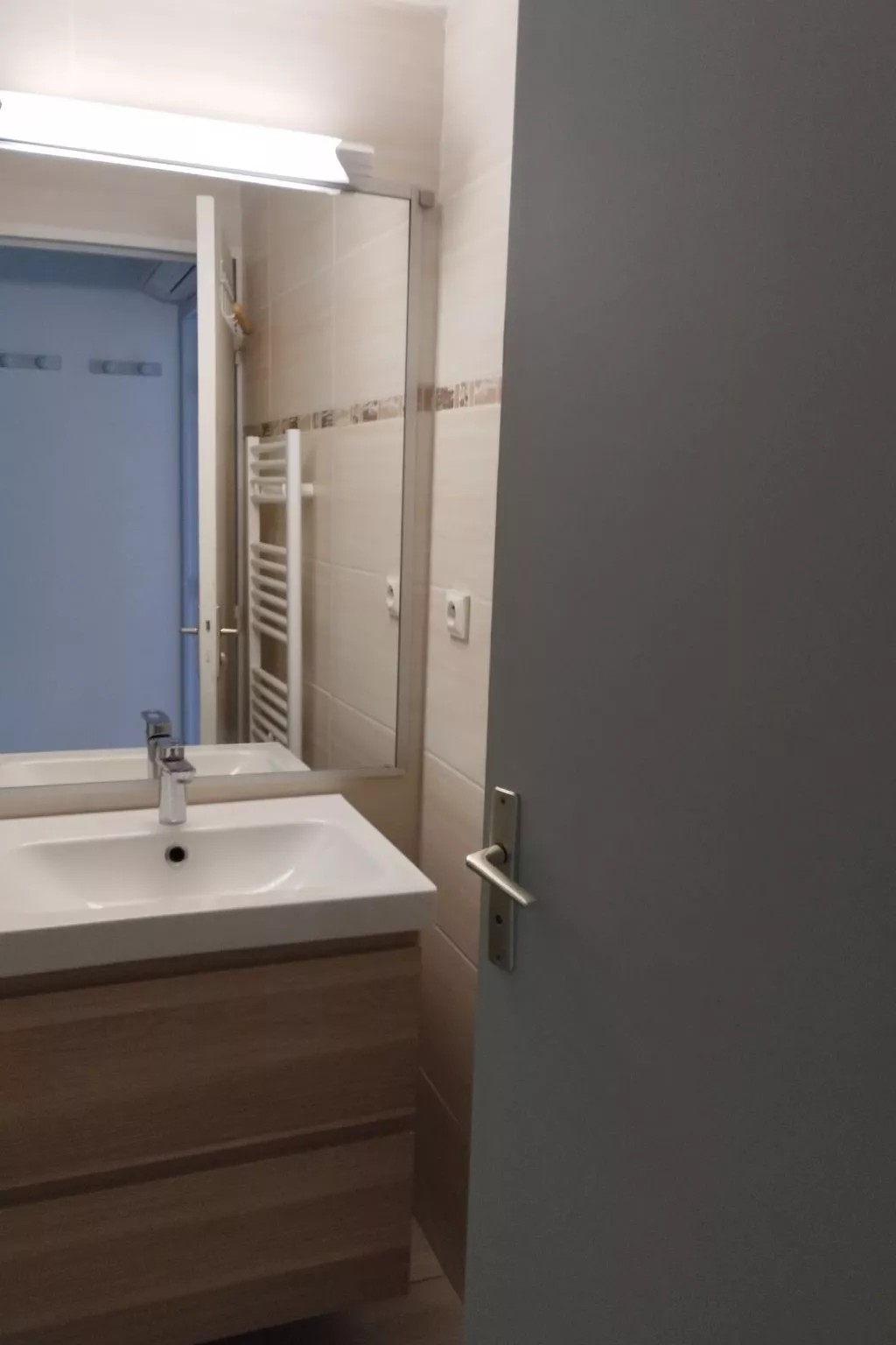 Moderne Ferienwohnung mit Meerblick-Image-tags.info