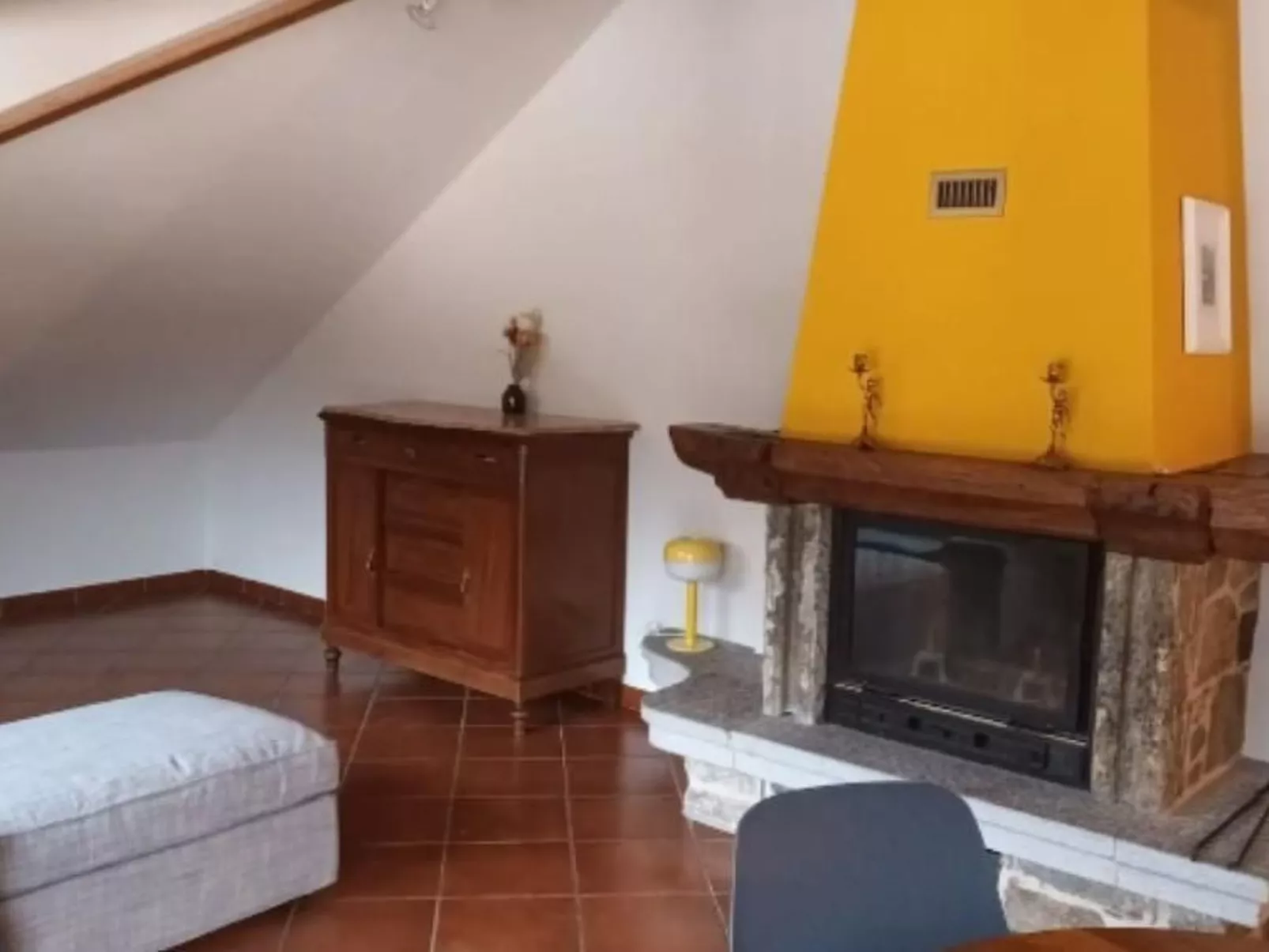 Wohnung mit Bergblick-Binnen