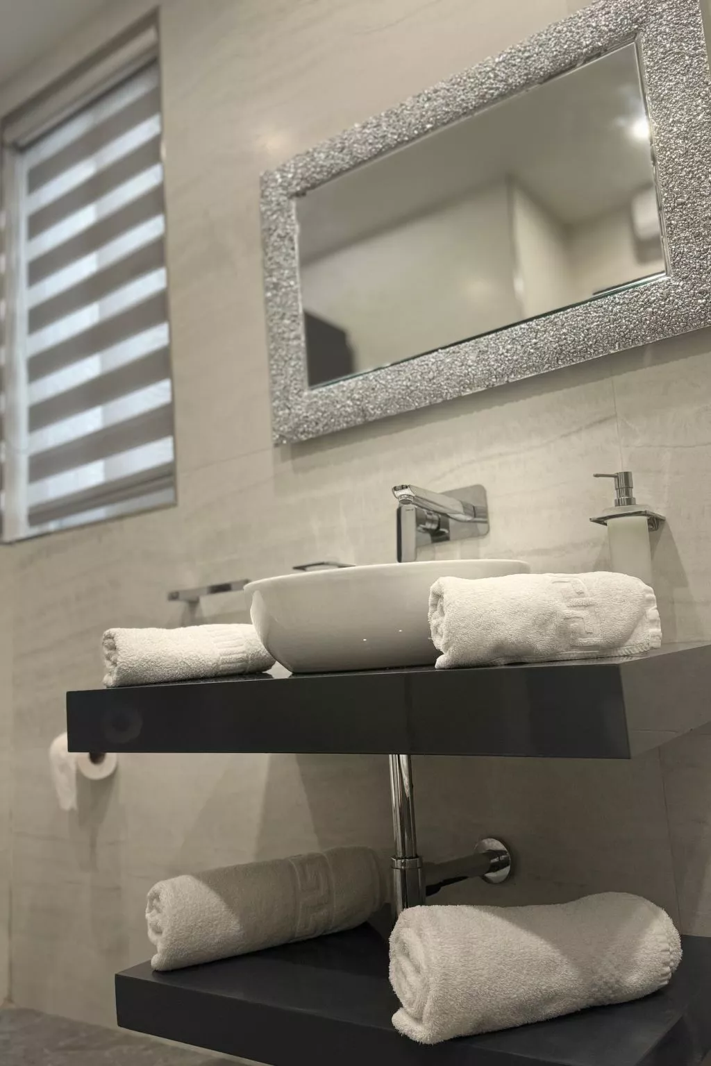 4. Apartment mit 2 Schlafzimmern und Meerblick-Image-tags.info