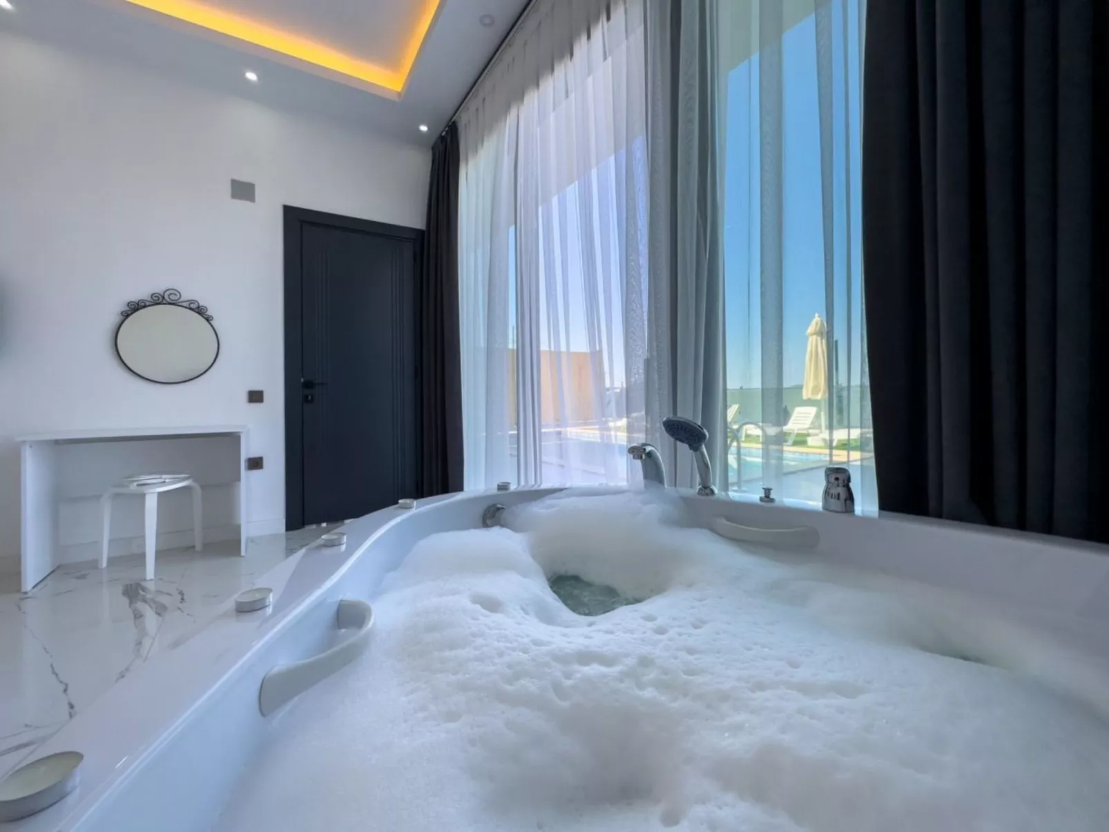 Kumsal 2-Image-tags.info