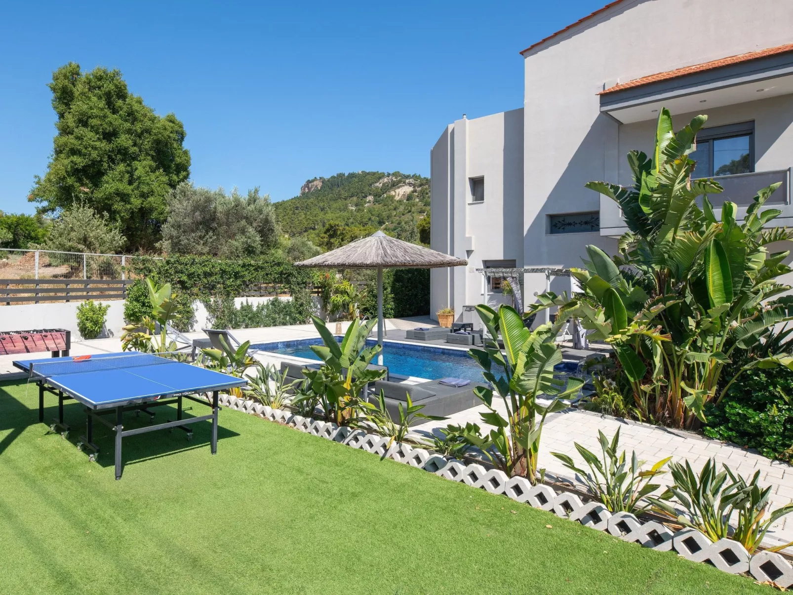 Versteckte Villa-Buiten