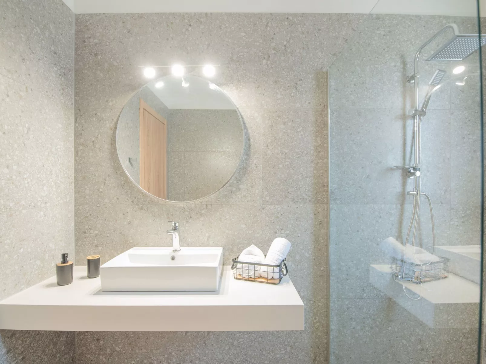 Elias Filerimos Haus-Binnen