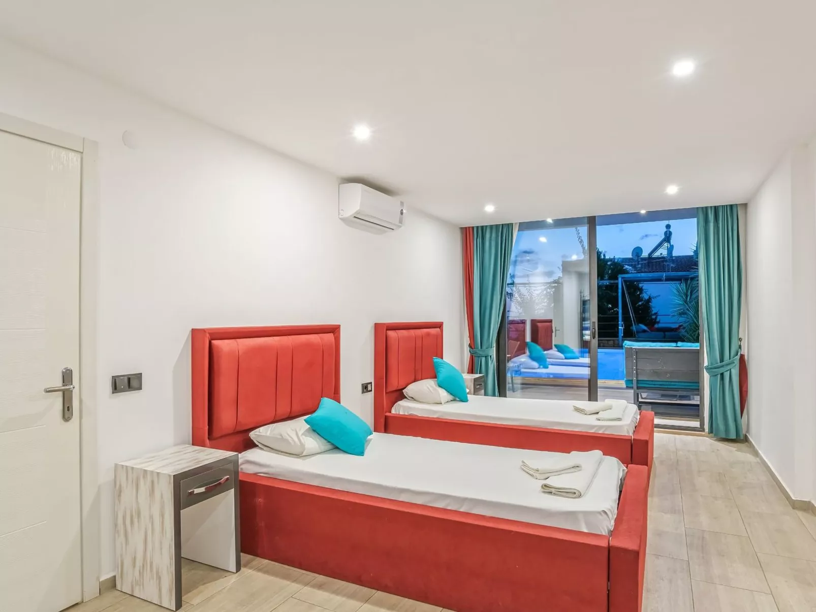 Villa in Kalkan nähe Zentrum und Meer für 8 P.-Binnen