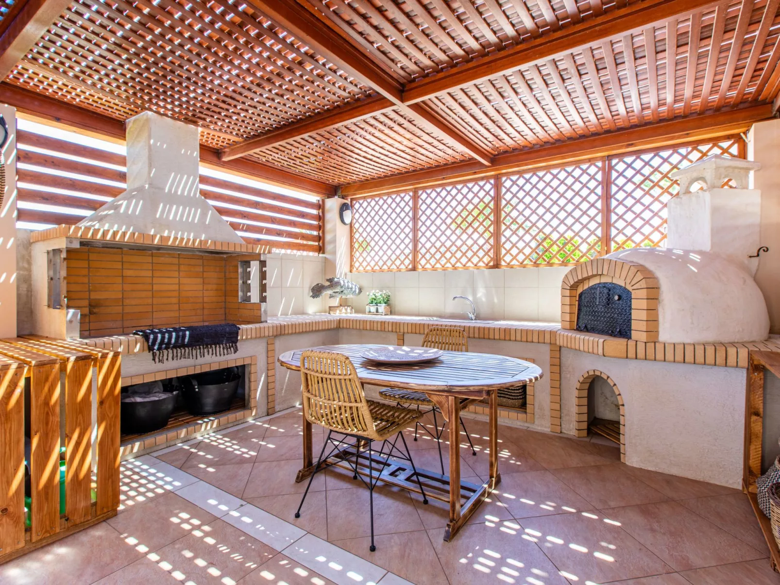 Cold Crest Haus-Image-tags.info