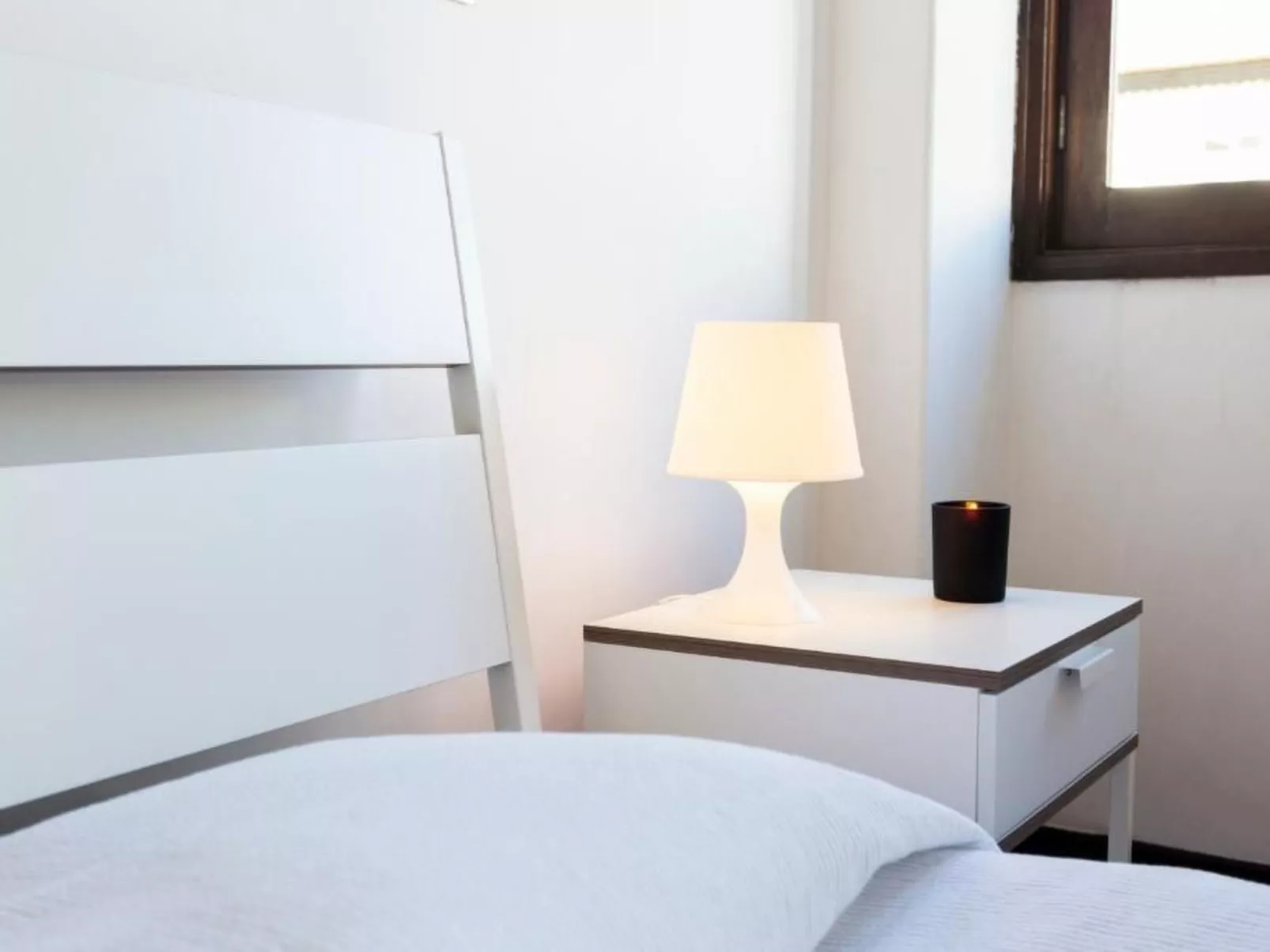 Traditionelles Haus am Meer-Binnen