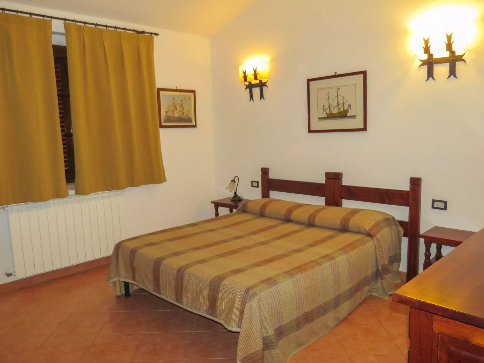 "Pieve pomaia 32" mit Pool-Binnen