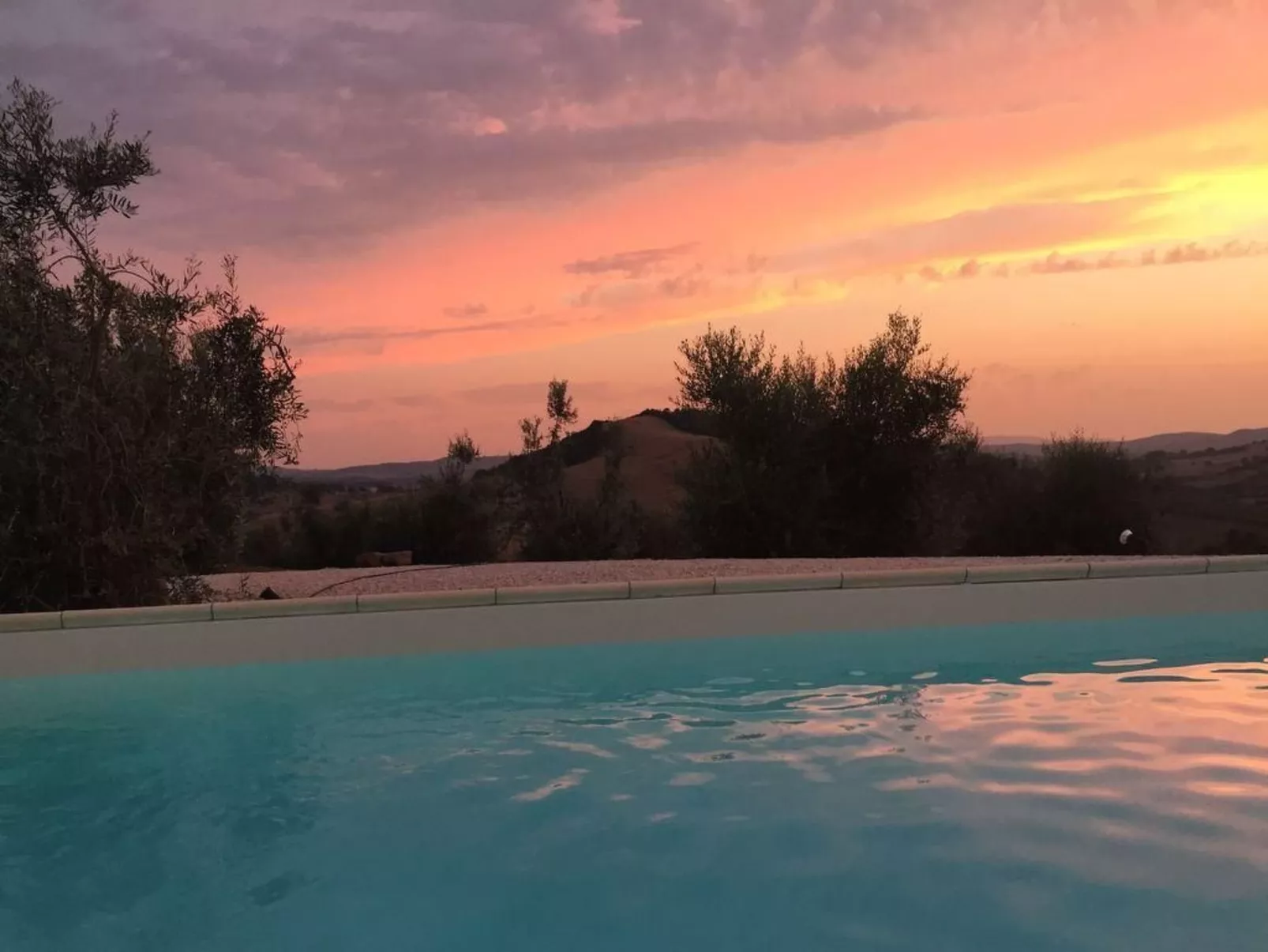 Traumhaftes Anwesen mit Schwimmbad in Meernähe-Buiten