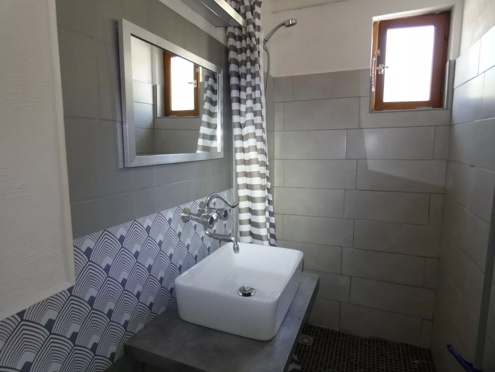 "Cigale" mit Pool-Image-tags.info