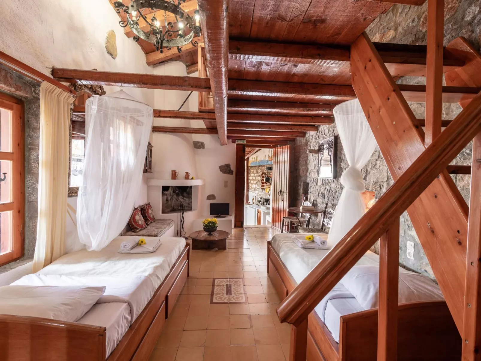 Penelope in Mavrikiano-Image-tags.info