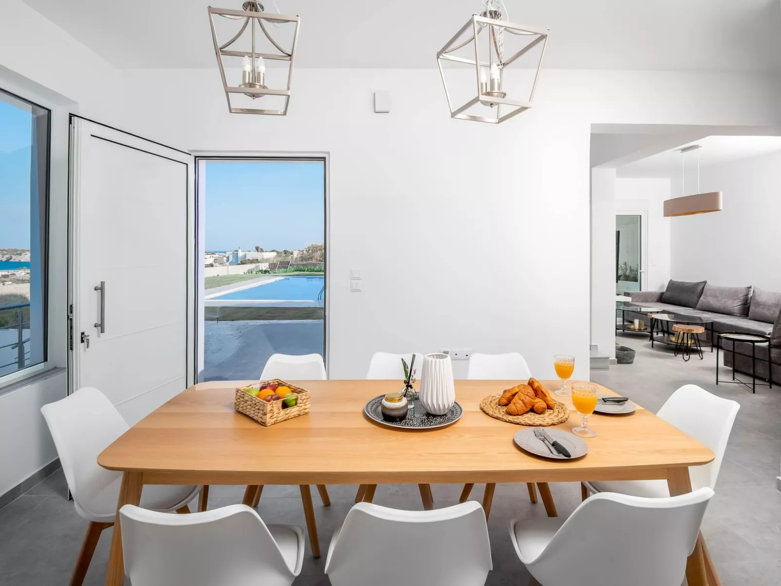 Schönes Ferienhaus in Afantou mit privatem Pool-Binnen