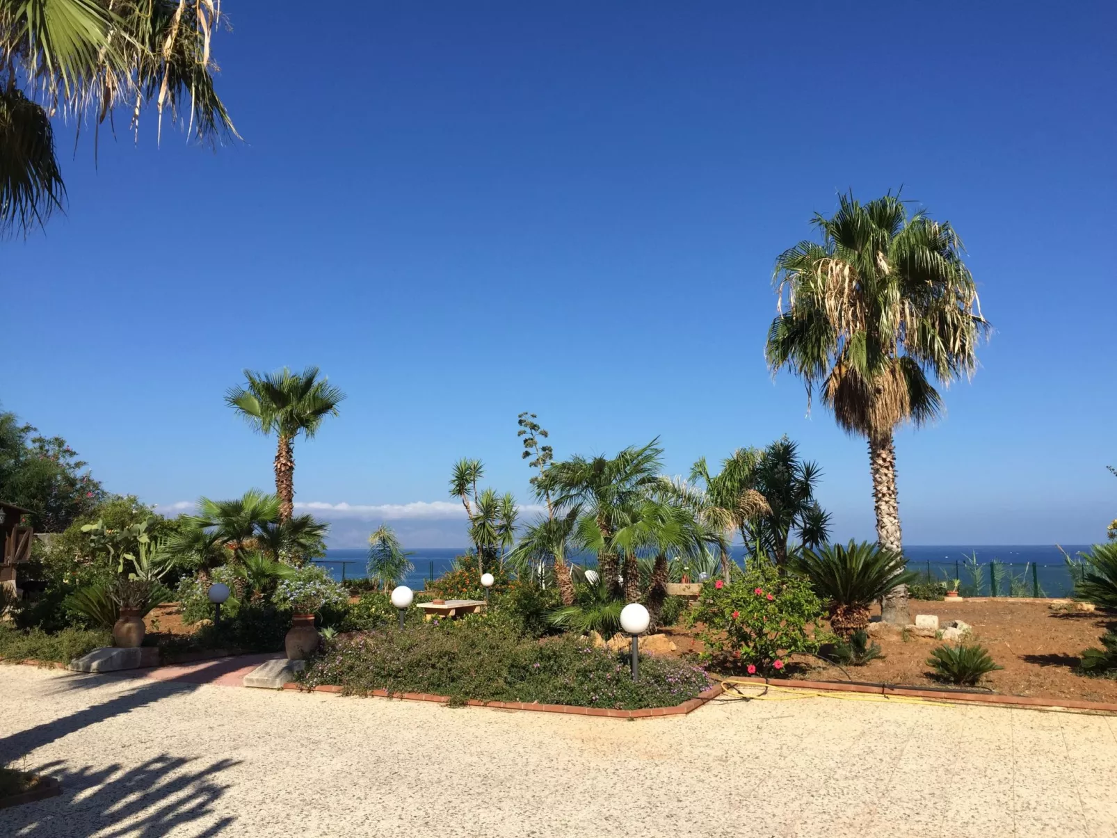 Villa Gina in Trappeto-Buiten