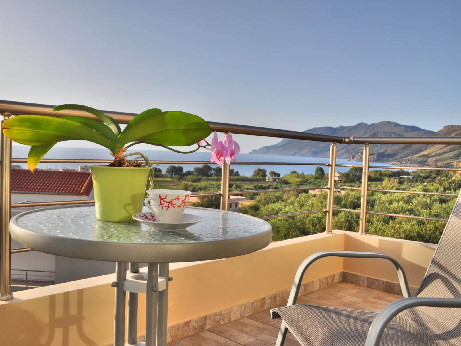 "Sirocco" mit Blick auf das Wasser-Buiten