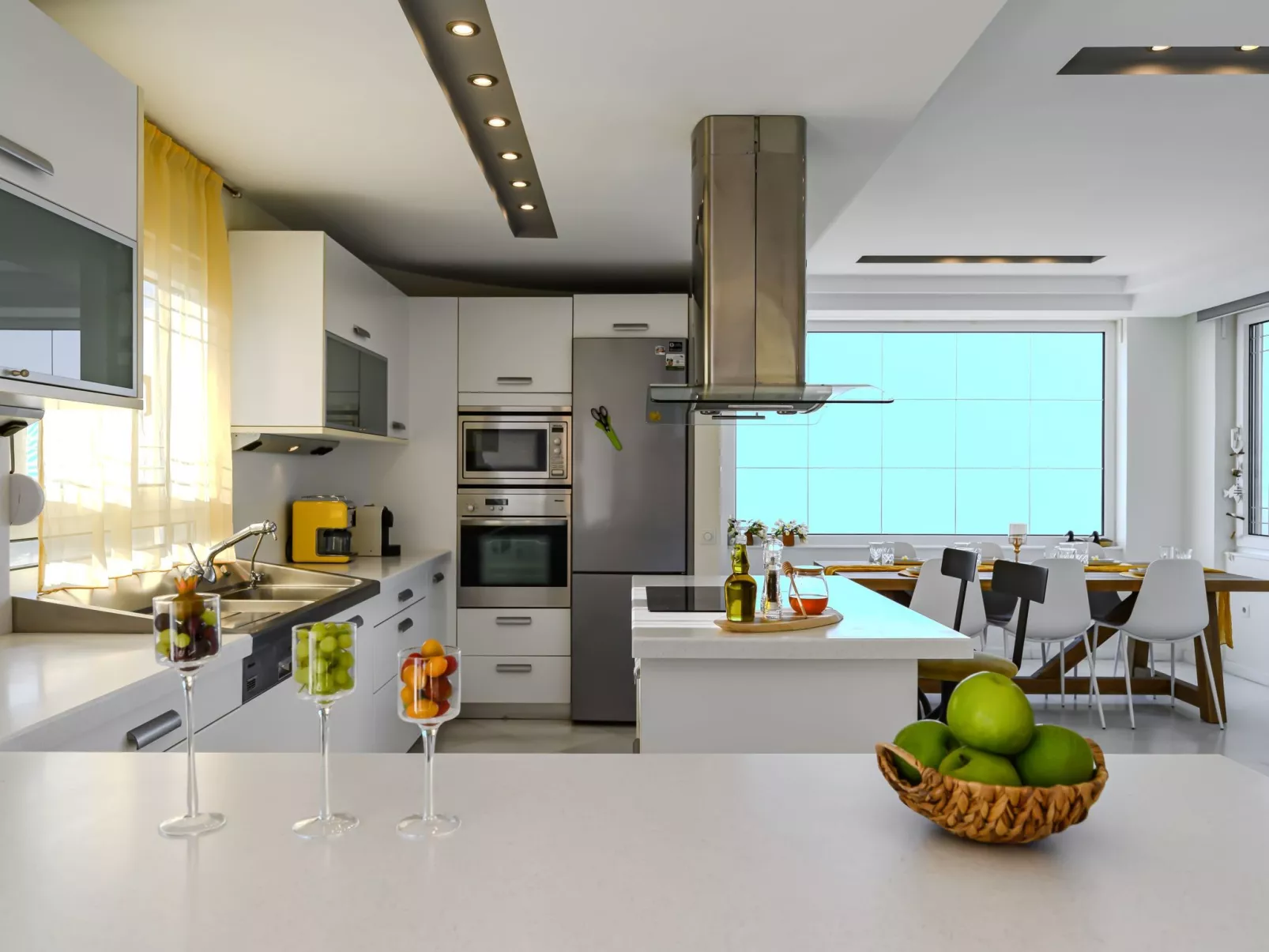 Villa mit Infinity-Pool und BBQ, Nähe zum Strand-Image-tags.info