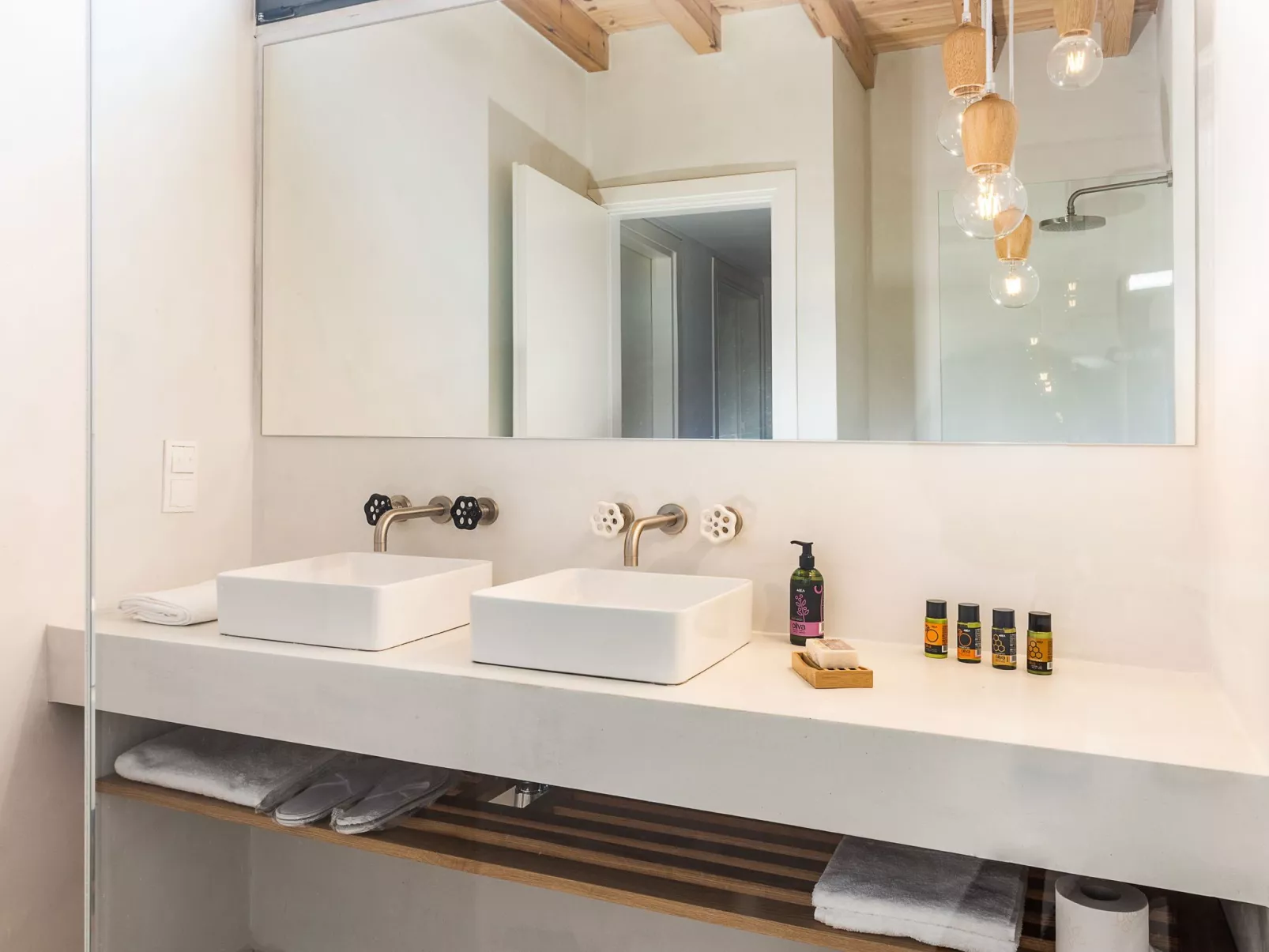 Ferienvilla "Fos" mit Blick auf das Wasser-Image-tags.info