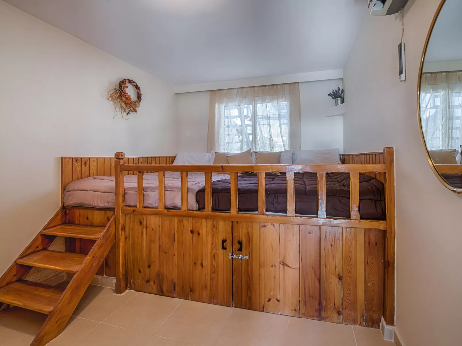 Villa Fay mit privatem Parkplatz in Lardos-Binnen