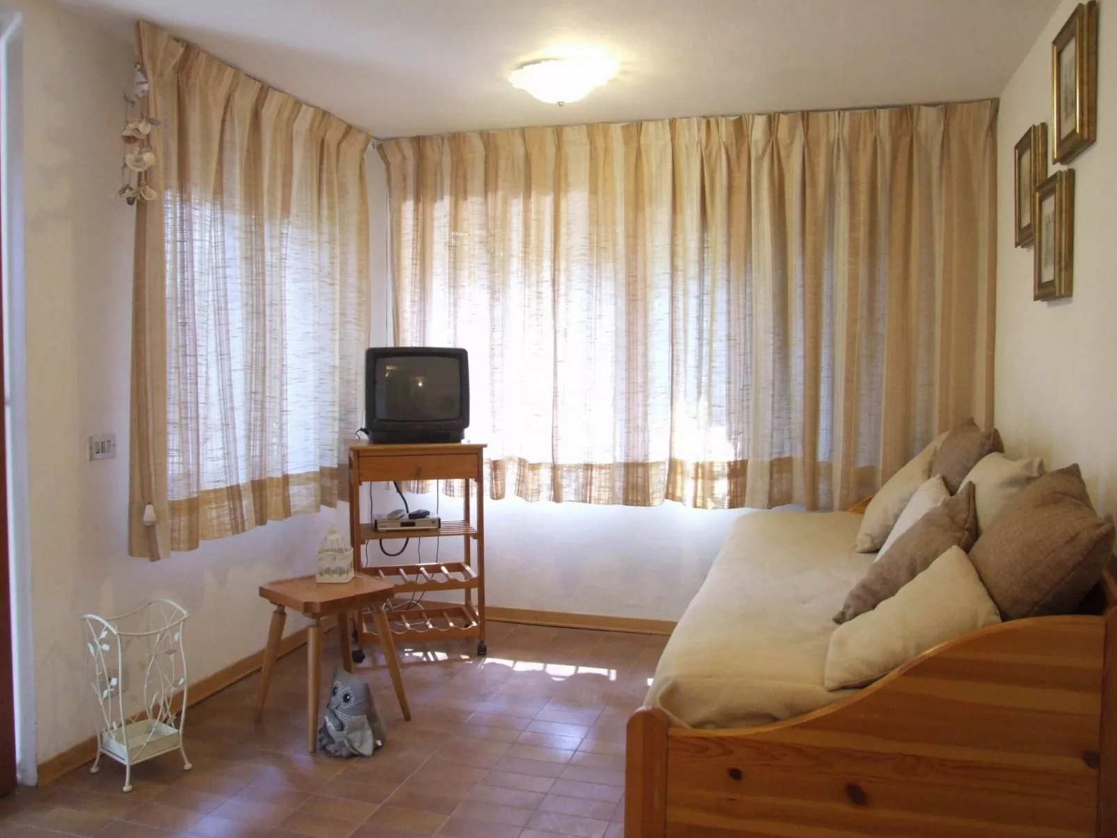 'Camelia' mit Terrasse-Binnen